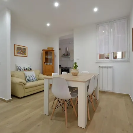 Lägenhet Brand New 3 Bedroom In Center Palermo